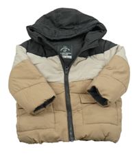 Béžovohnědo-světlebéžovo-černošedá prošívaná šusťáková zimní bunda s kapucí George