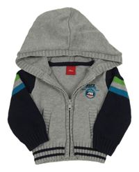 Šedo-tmavomodrý melírovaný propínací svetr s nášivkou a pruhy a kapucí S. Oliver