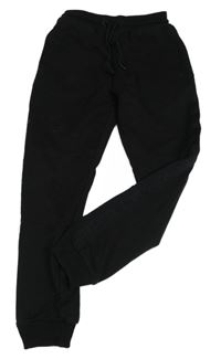 Černé tepláky George