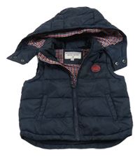 Tmavomodrá šusťáková zateplená vesta s logem a kapucí Original Marines