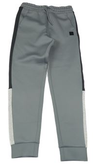 Šedé sportovní tepláky s nášivkou -9° Peak