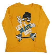 Hořčicové triko s nápisem a skateboardem 