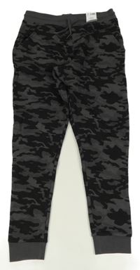 Nové - Černo-šedé army tepláky George