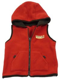 Červeno-hnědá fleecová vesta s pejskem a kapucí