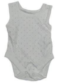 Bílé body se srdíčky George