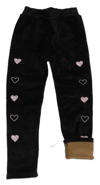Černé plyšové zateplené legíny se srdíčky 