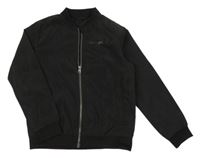 Černý šusťákový jarní  bomber s nápisem 