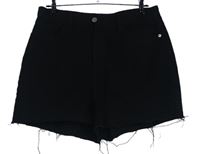 Dámské černé riflové kraťasy MissGuided