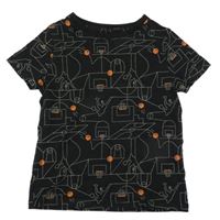 Černé tričko s basketbalovými koši a míči KIABI