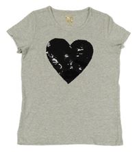 Šedé melírované tričko se srdcem z překlápěcích flitrů Tchibo