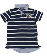 Tmavomodro-bílé pruhované polo tričko s nášivkou Dopodopo