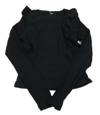 Černé žebrované crop triko s volánky 