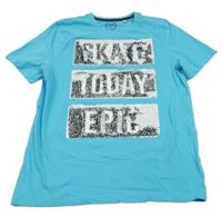 Tyrkysové tričko s nápisem z překlápěcích flitrů C&A vel. 176