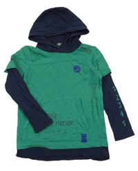 Zeleno-tmavomodré triko s nápisy a kapucí George