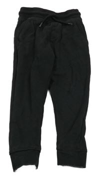 Černé tepláky George