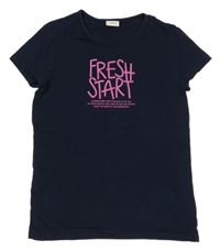 Tmavomodré tričko s nápisem S. Oliver