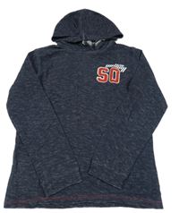 Tmavomodré melírované triko s číslem a kapucí S. Oliver