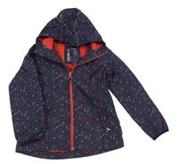 Tmavomodro-červená sofhtshellová bunda se srdíčky a kapucí C&A