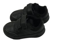 Černé koženkové boty Adidas vel.23