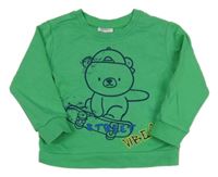 Zelená mikina s medvědem 