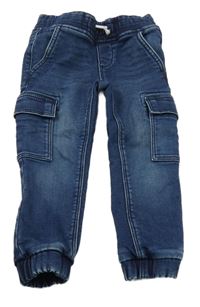 Tmavomodré teplákové rifle s kapsami C&A