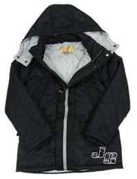 Černá šusťáková zateplená jarní bunda s kapucí 