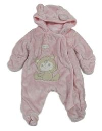 Světlerůžová plyšová podšitá kombinéza s medvídkem a kapucí
