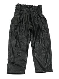 Černé koženkové kalhoty