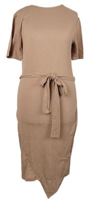 Dámské pudrové šaty s páskem Boohoo 