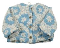 Bílo-modrá prošívaná jarní zateplená bunda s kytičkami LEIGH TUCKER