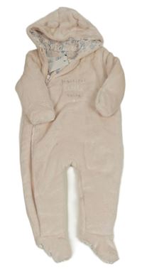 Nové - Světlerůžová chlupatá zateplená kombinéza s nápisem a kapucí Mothercare
