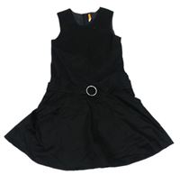 Černé plátěné šaty s páskem 