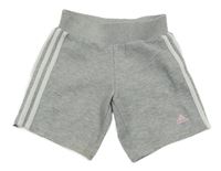 Šedo-bílé melírované teplákové kraťasy Adidas