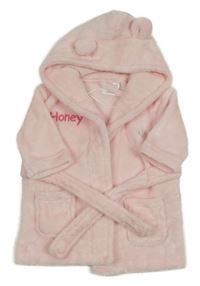 Světlerůžový plyšový župan s nápisem a kapucí 