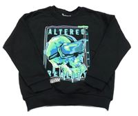 Nové - Černá mikina s lebkou a nápisy Nutmeg