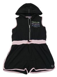 Černo-růžový bavlněný kraťasový overal s nápisem a kapucí C&A