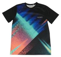 Černo-barevné sportovní tričko s nápisem C&A