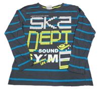 Šedo-modré pruhované triko s pruhy a potiskem