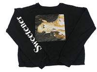 Černá crop mikina Ariana Grande