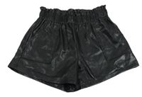 Černé koženkové sukňové kraťasy Dunnes 