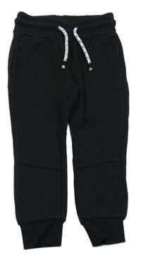 Černé žebrované tepláky dopodopo