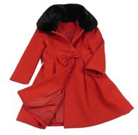 Červený flaušový podšitý kabát s mašlí a černým kožešinovým límcem St. Bernard