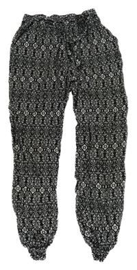 Černo-bílé vzorované cuff lehké kalhoty se zavazováním PRIMARK