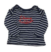 Tmavomodro-bílé pruhované triko s nápisem 