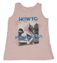 Růžový top s dívkou a nápisem z flitrů C&A