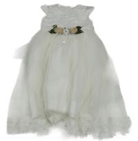 Bílé slavnostní šaty s krajkou a tylovou sukní