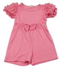 Růžový žebrovaný kraťasový overal s mašlí 