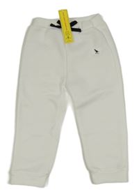 Nové - Bílé tepláky s nášivkou Shein