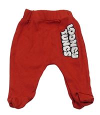 Červené polodupky s nápisem 