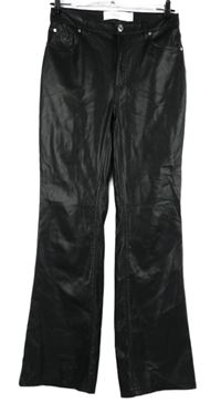 Dámské černé koženkové zvonové kalhoty Bershka 